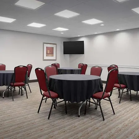 Hampton Inn & Suites-Knoxville/North I-75 