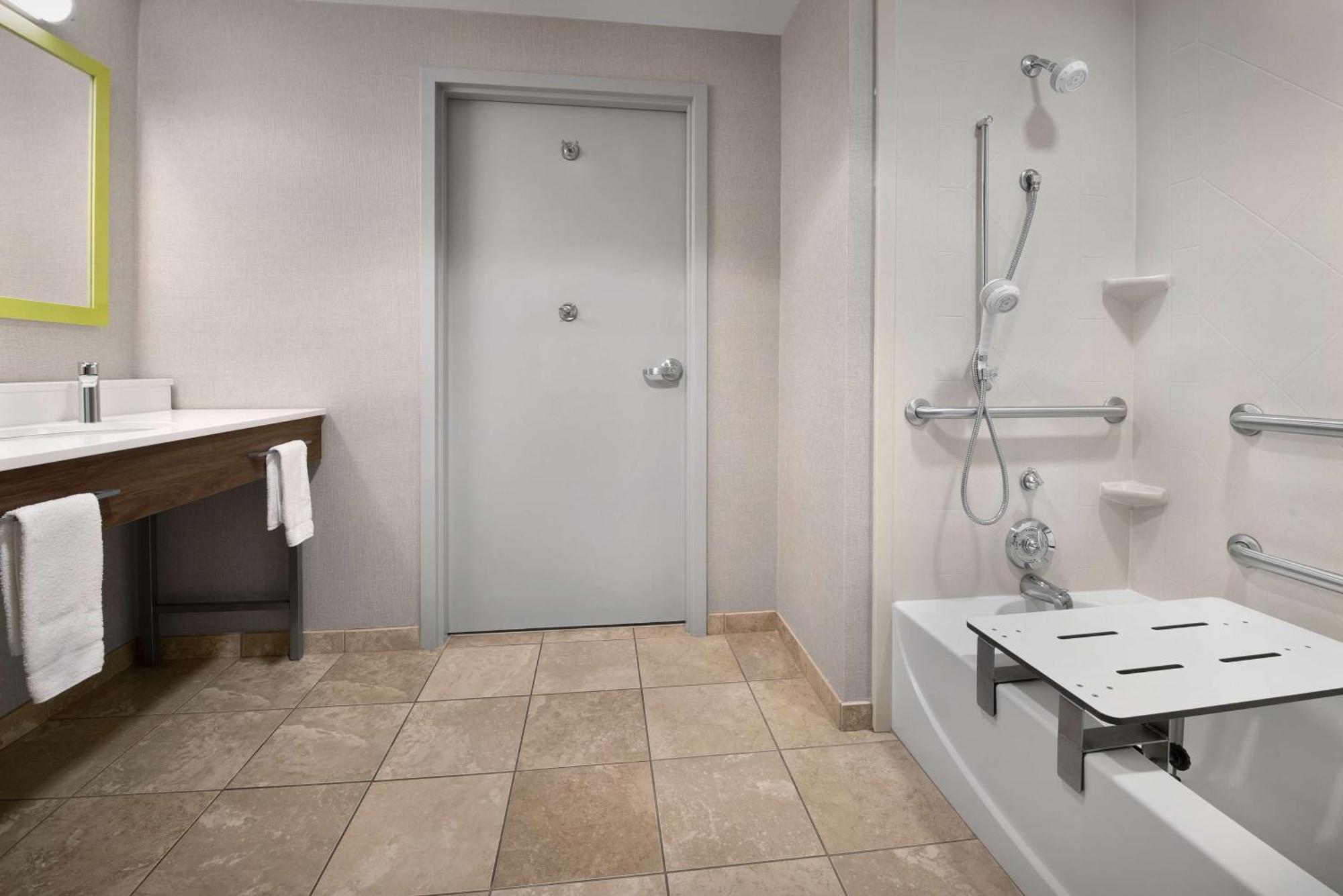 Hotel Hampton & Suites-knoxville/north I-75 Knoxville