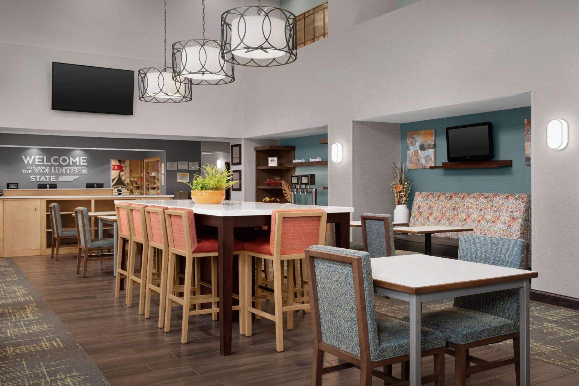 Hampton & Suites-knoxville/north I-75 Knoxville