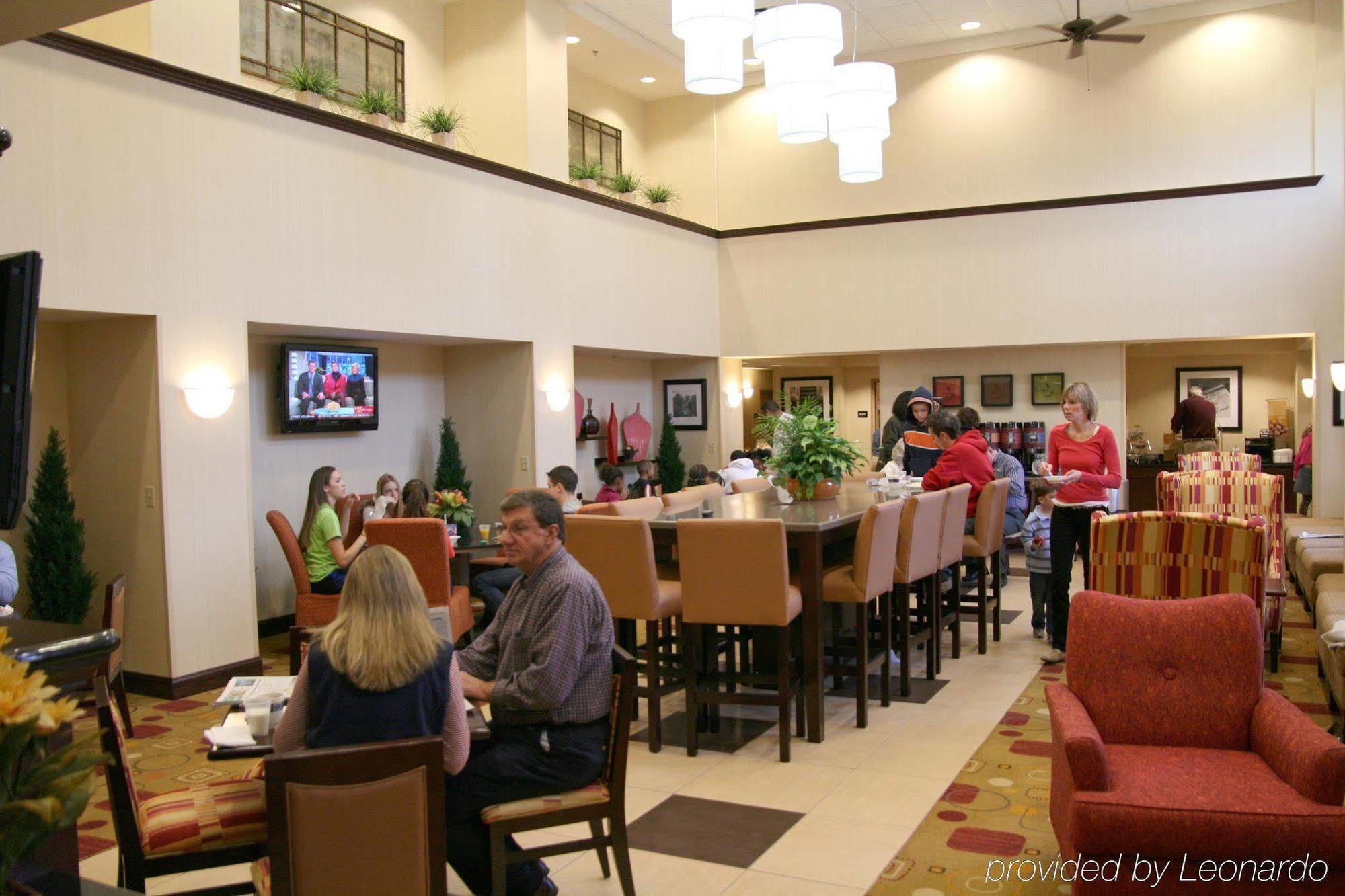 Hotel Hampton & Suites-knoxville/north I-75 Knoxville