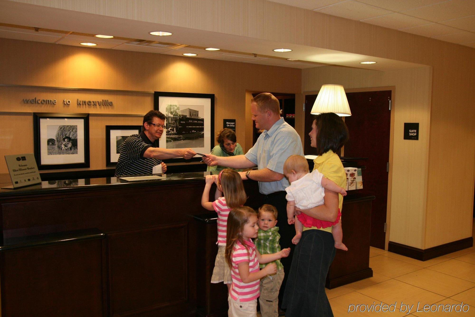 Hampton & Suites-knoxville/north I-75 Hotel 3*